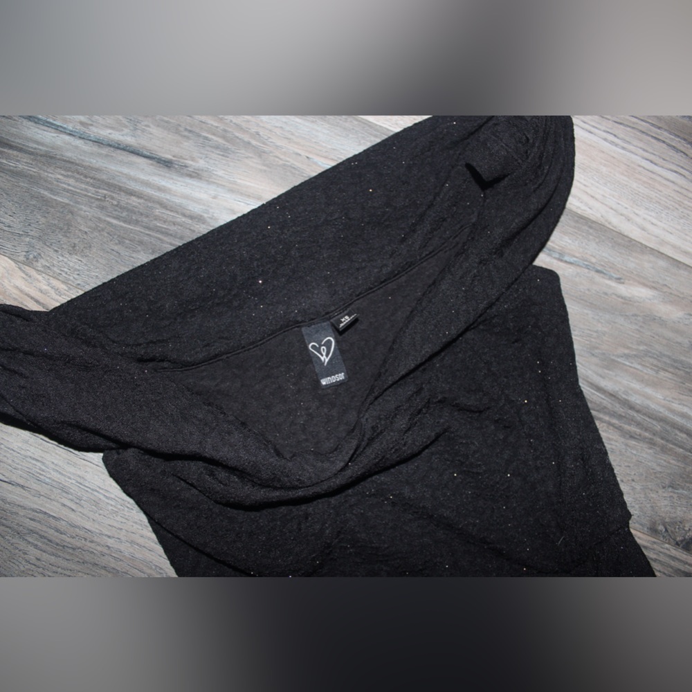 Windsor Black Glitter Off-Shoulder Gown - Picture 5 of 5